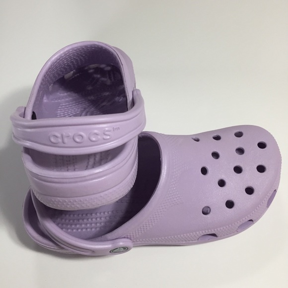 crocs lavender clogs